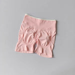 Women's High-Waisted Seamless Yoga Sports Shorts Hip-Lifting Knitted Peach Pants Summer Training Fitness Wear