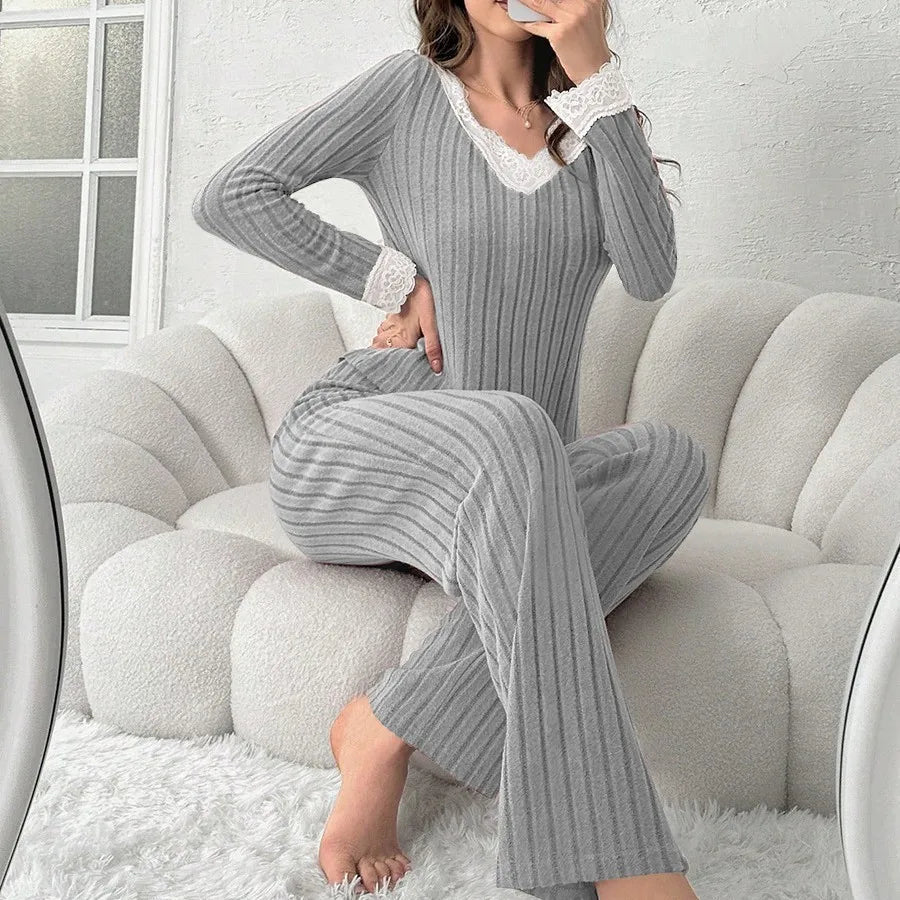 Autumn and winter new women's home wear fashionable casual pajamas temperament V-neck lace splicing set long sleeved pants Y2K