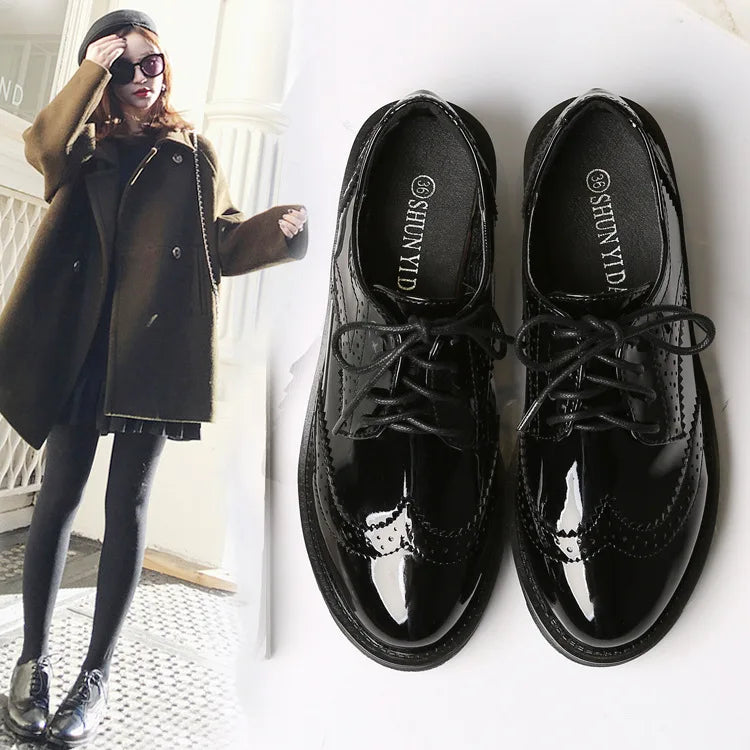 Spring Women Oxford Shoes Comfort Lady Brogue 2026Polish Designer Low-heeled Casual Shoes British Style Women Shoes