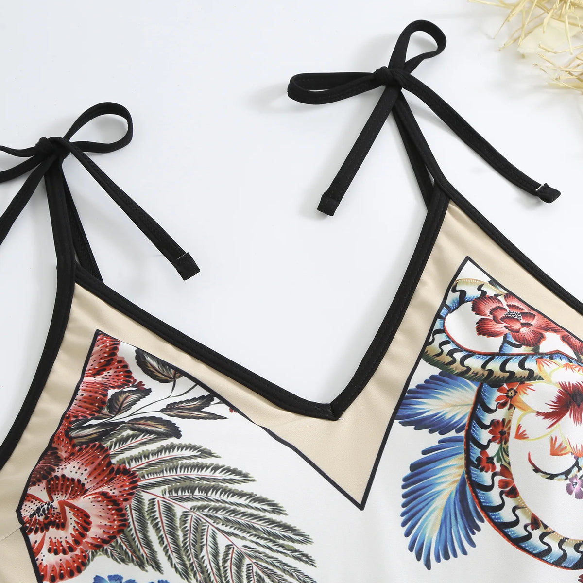 Sexy One-piece Swimsuit with Skirt Swimwear Women Flower Bird Print Body Bathing Suit Beach Swim Pool 2024 Female Swimming Suit