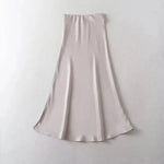 2026 Summer New High Waist Wrap Hip Slim Half Length Skirt Women Design Sense Niche Leisure Solid A-line Fishtail Skirt V38V