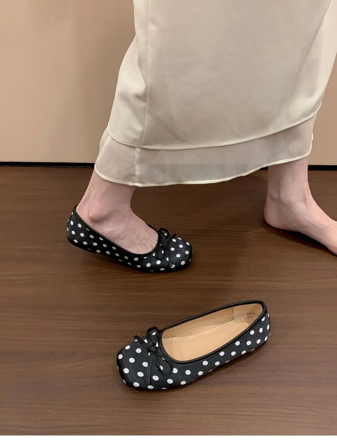 New Butterfly-knot Women Dot Ballet Flats Comfort Square Toe Slip on Shoes Ladies Eelgant Soft Sole Dress Mary Jane Shoes