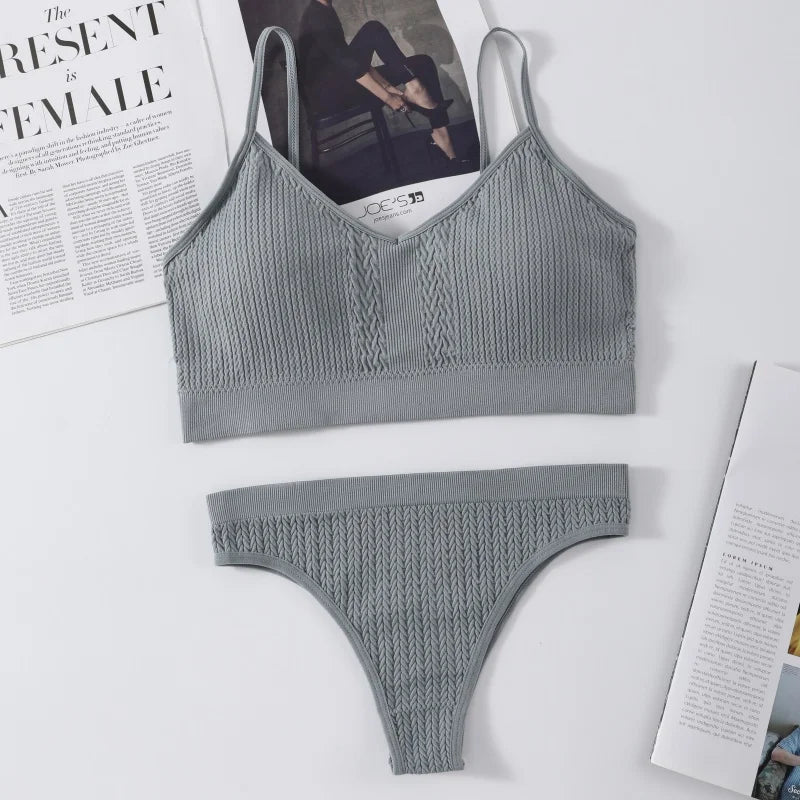 Women Seamless Bra Panties Set Push-Up Non-wire Bralette Low-Rise Briefs Sexy Lingerie Female Comfort Rib Sports Underwear Set