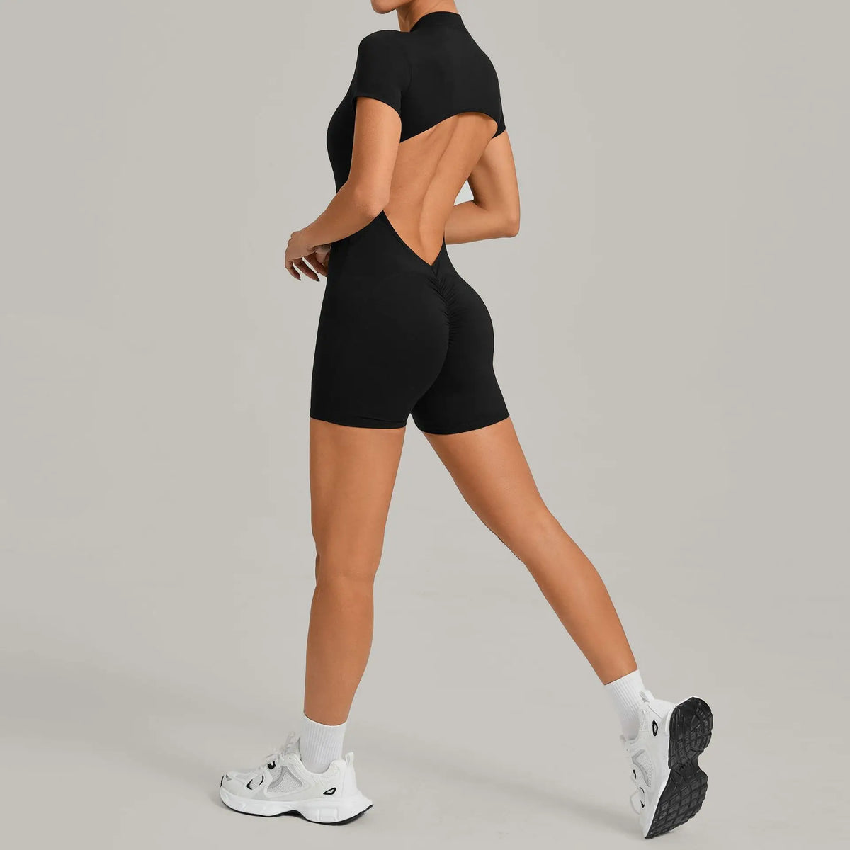 Women's Seamless Yoga Jumpsuits Sports Fitness Beauty Back Slim Fit Short-Sleeves One-Piece Workout Gym Training Bodysuits