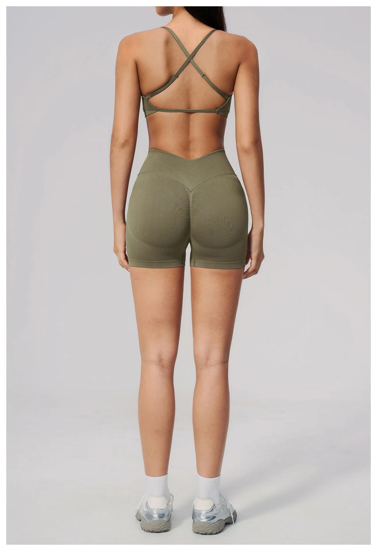 Seamless Yoga Excersize Sets Women Cross Back Sports Bra Tracksuit Workout Clothes High Waist Hip Lifting Shorts Fitness Suits