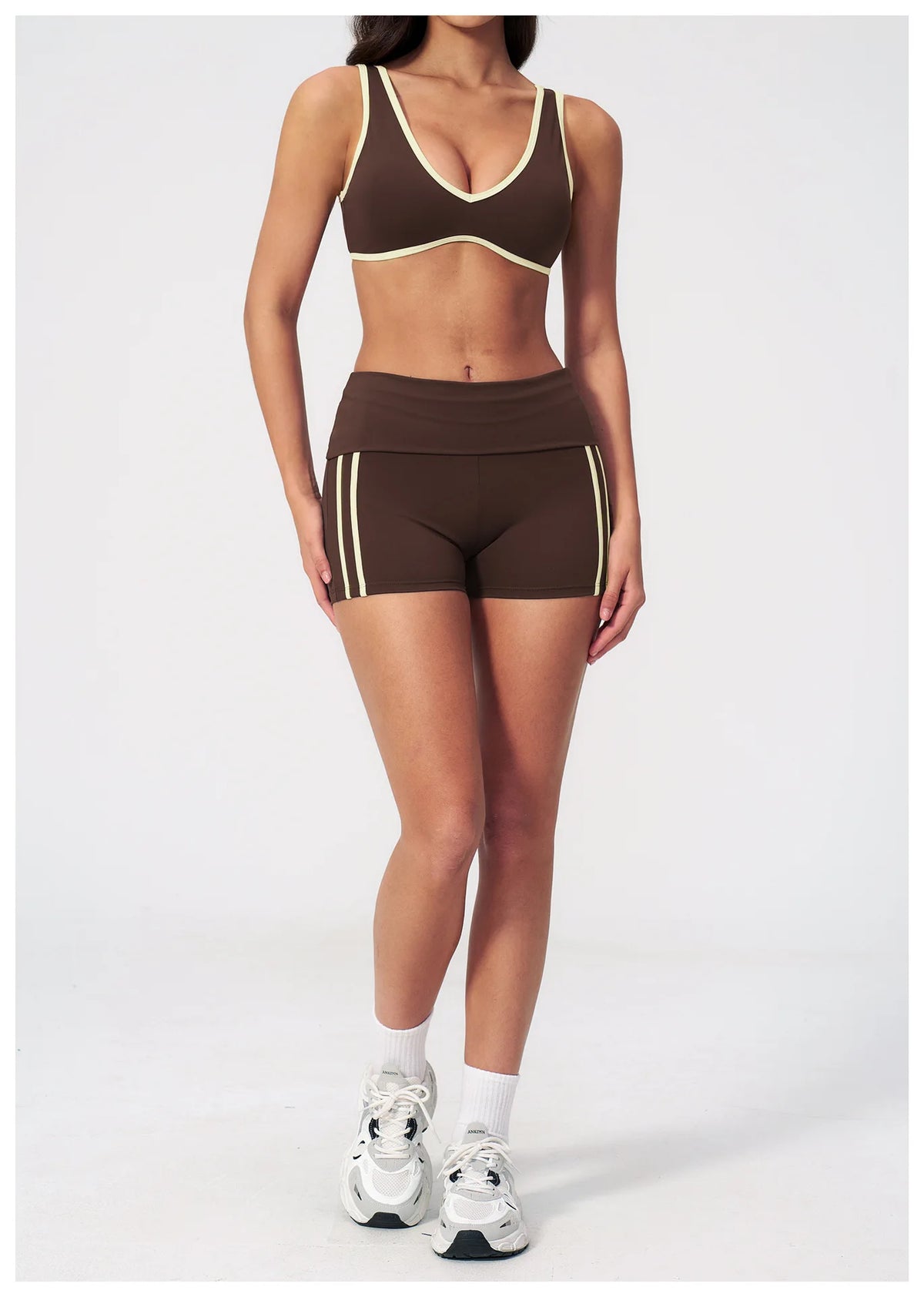 Tight Color Contrast Yoga Suit 2 Pieces Women V Neck Sports Bra Pleate High Waist Shorts Gym Running Fitness Suits Tracksuit
