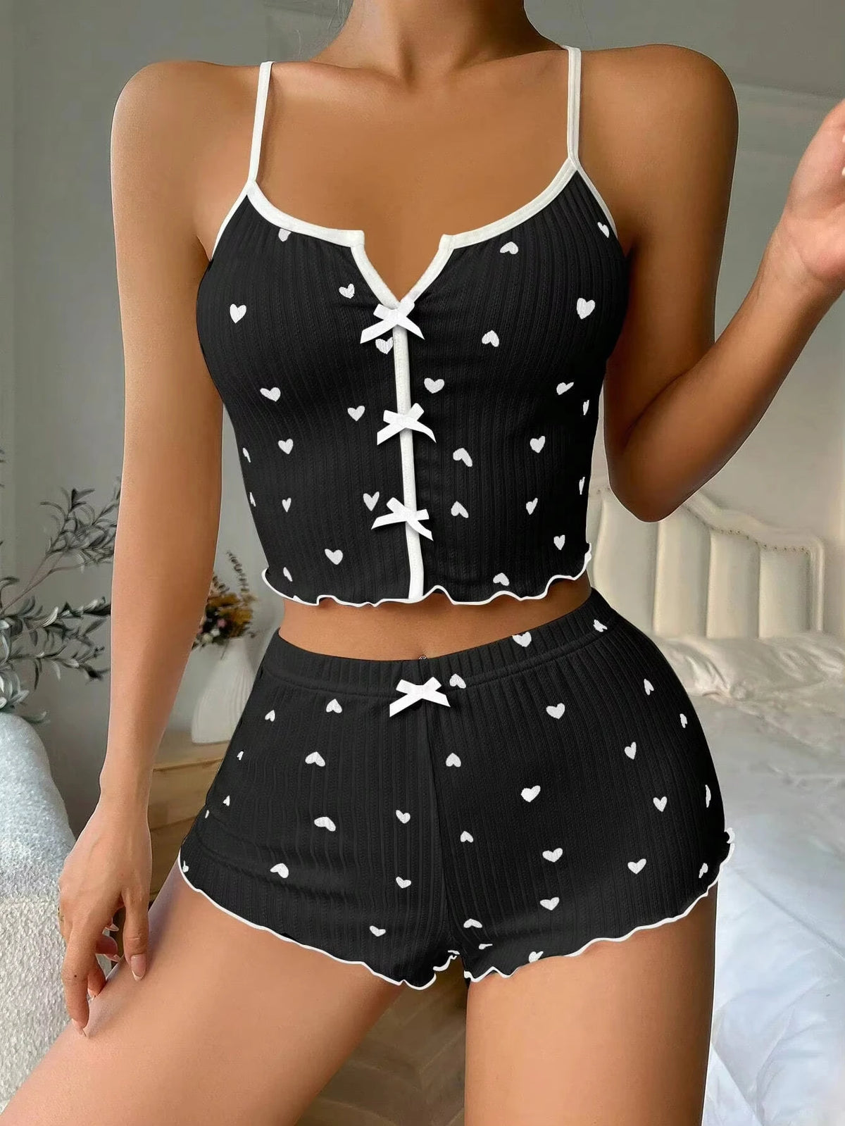 Sexy Sleepwear Women Pajamas Set Heart Print Silk Stain V-Neck Sleeveless Casual Cami Top and Shorts Sets Home Suit Loungewear