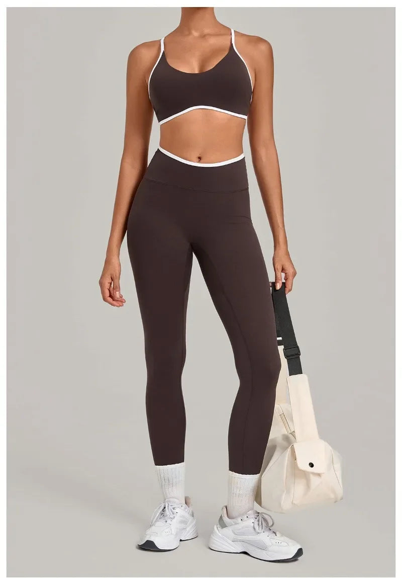 Women's Seamless Yoga Sets Sports Fitness Gym Sleeveless Vest Hip-lifting Slim Fit Pants Suits Running Training Workout Sets