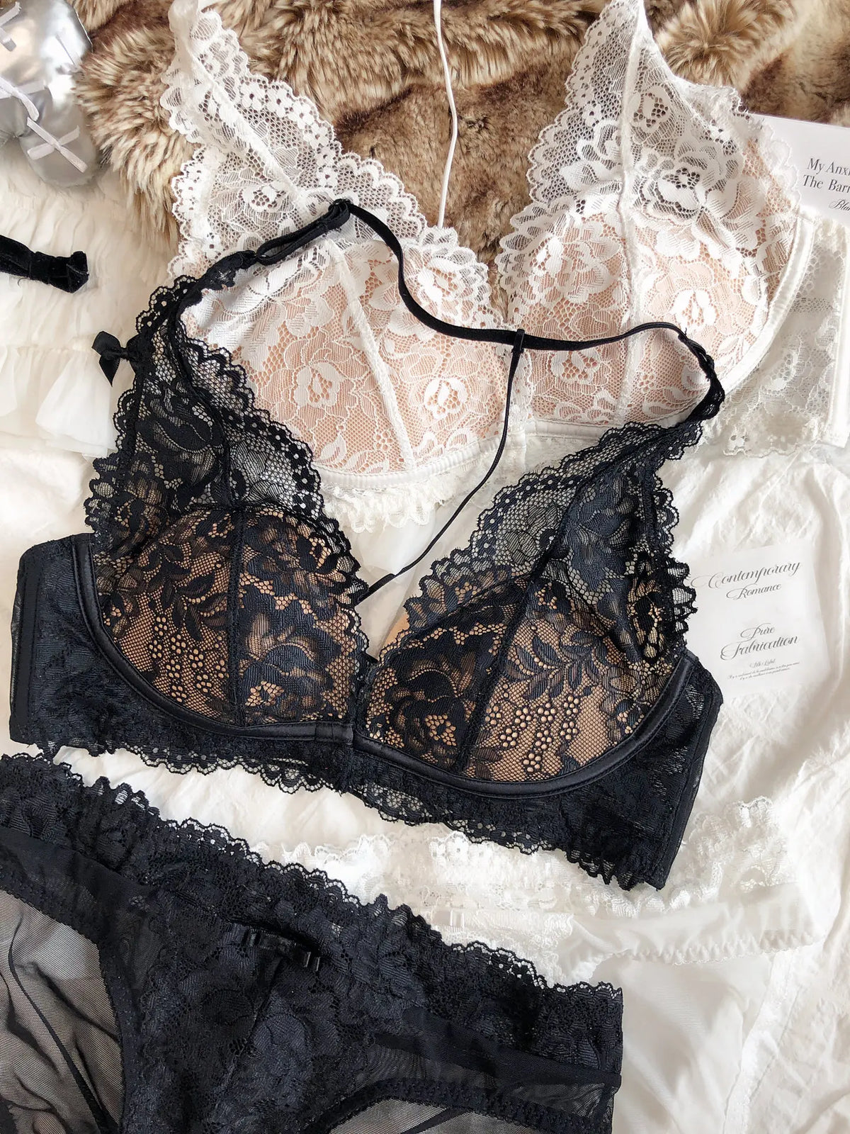 French Lace Embroidery Women Lingerie Set Sexy Thin Cup Halter Bikini Bra Deep V Push Up Bralette Fashion Backless Underwear Set