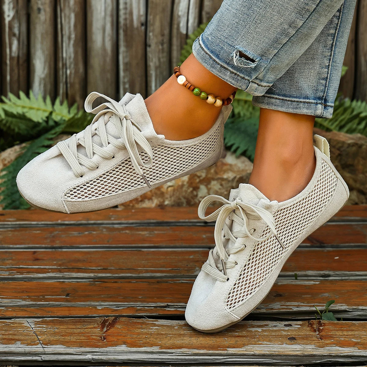 Women Mesh Lace‑Up Flat Sneakers Breathable Mesh Upper Round Toe Lightweight Retro De Training Casual Walking Summer Shoes