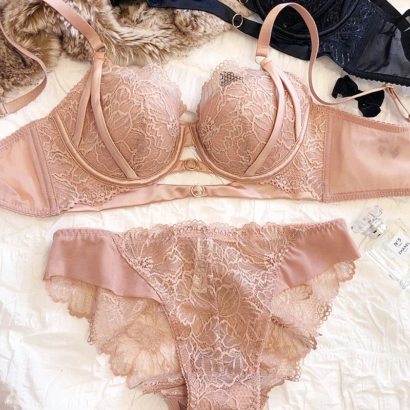 1 Set/French Fashion Women Underwear Set Thin Cup Comfort Bra Set Sexy Lace Flowers Embroidery Lingerie Hollow Push Up Brassiere