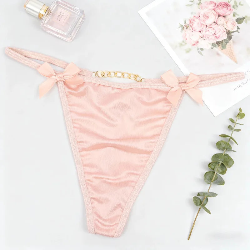 1pcs White Elegant Bow Sexy Women G-string Panties Low Rise Sexy Lingerie Metal Chain Lady Thongs Breathable Female Underwear