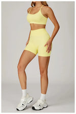 Women's Seamless Yoga Set Quick Drying Slim Fit High-end Feeling Exposed Feeling Set Outdoor Sports and Running Fitness Set