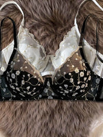 Underwear for Girls, Summer Thin Style, Pure and Sweet, Embroidered Lace, Underwire, Slimming, Deep V, Beautiful Back Bra