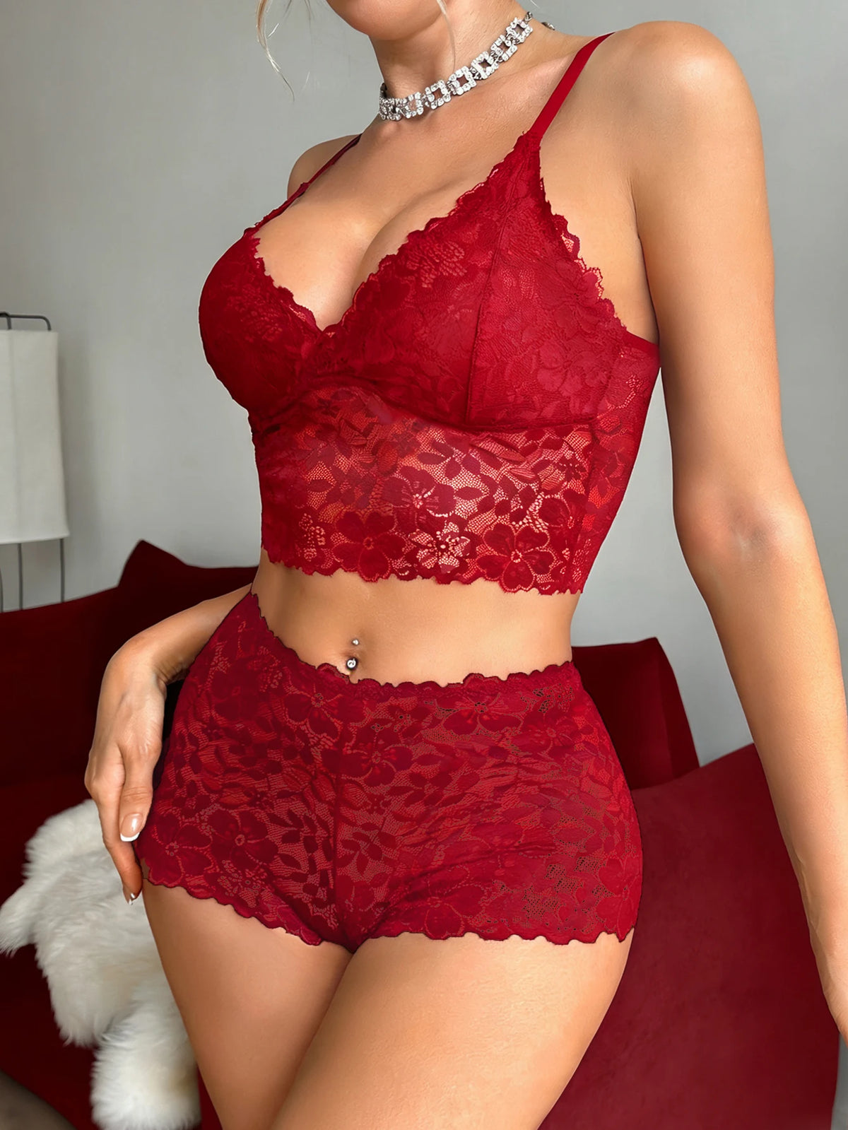 Floral Lace Women Sexy Lingerie Set Solid Wireless Camisole Bra and Sheer Panties Comfortable Sexy Bras