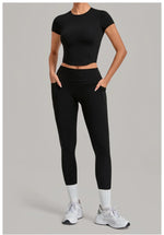 Women's Seamless Yoga Sets Sports Fitness Hip-lifting High Waist Pants Slim Fit Short-sleeve Suits Workout Running Training Sets