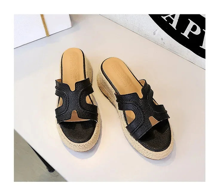 Spring 2025 Women's Slippers Hollow Out Strap Waterproof Thick Heel Woven Rope Country Style Slip-On Shoes Polyurethane Material