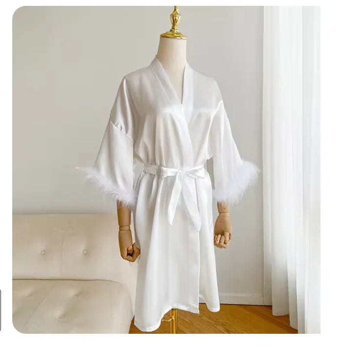 Fashion Satin Robe Female Bathrobe Sexy Lingerie Silk Kimono Bride Dressing Gown Women Sleepwear Furry 3/4 Sleeve Gown Bathrobe