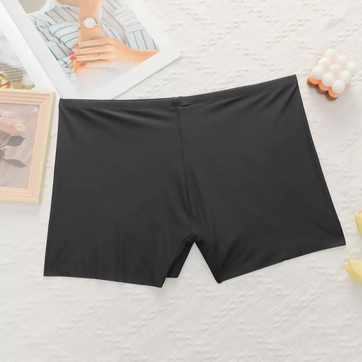 Large size black invisible seamless women's flat angle pants for comfortable wearing plus size underwear Z2420