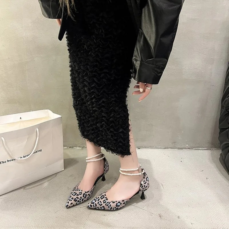 Baotou sandals for women's 2026 summer new shallow mouthed western-style leopard print high heels, metal pointed women's shoes