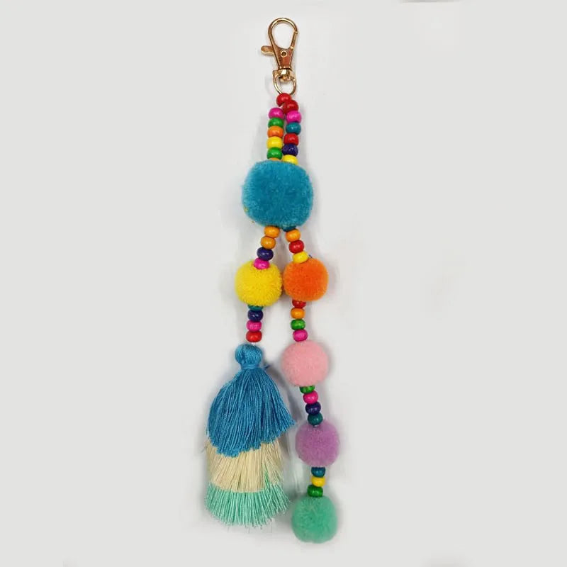 Summer Beach Shell Keychain Boho Style Hair Ball Tassel Keychain Colorful Pompom Keyring for Women Bag Hanging Pendants