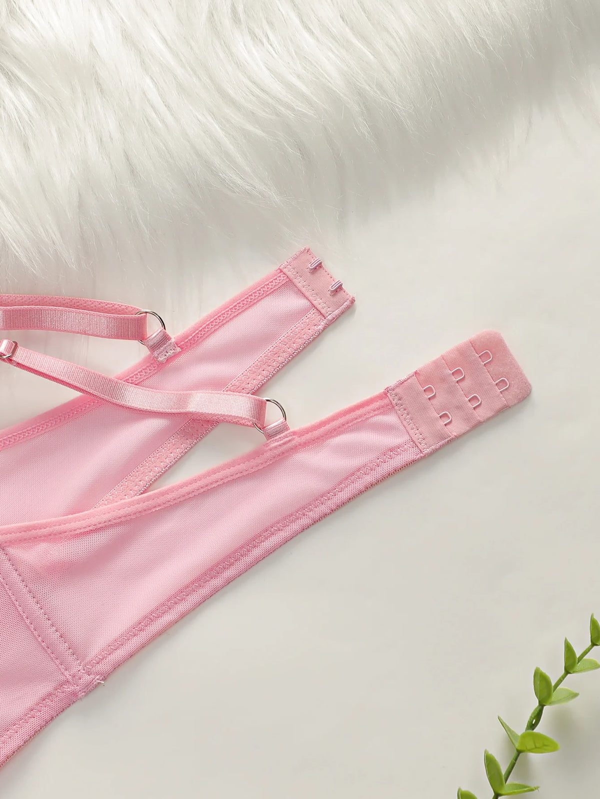 New Design High-Quality Lingerie Set With Sexy butterfly Line Mesh Plicing Women's Underwear Push Up Bra 2 Pieces YS2417