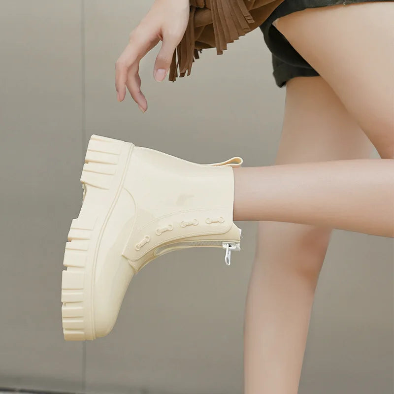 Women Thick Soled Rain Boots Non-Slip Fashion Outdoor Wear-resistant Rubber Waterproof Shoes Women Jelly Soft Soled Rain Boots