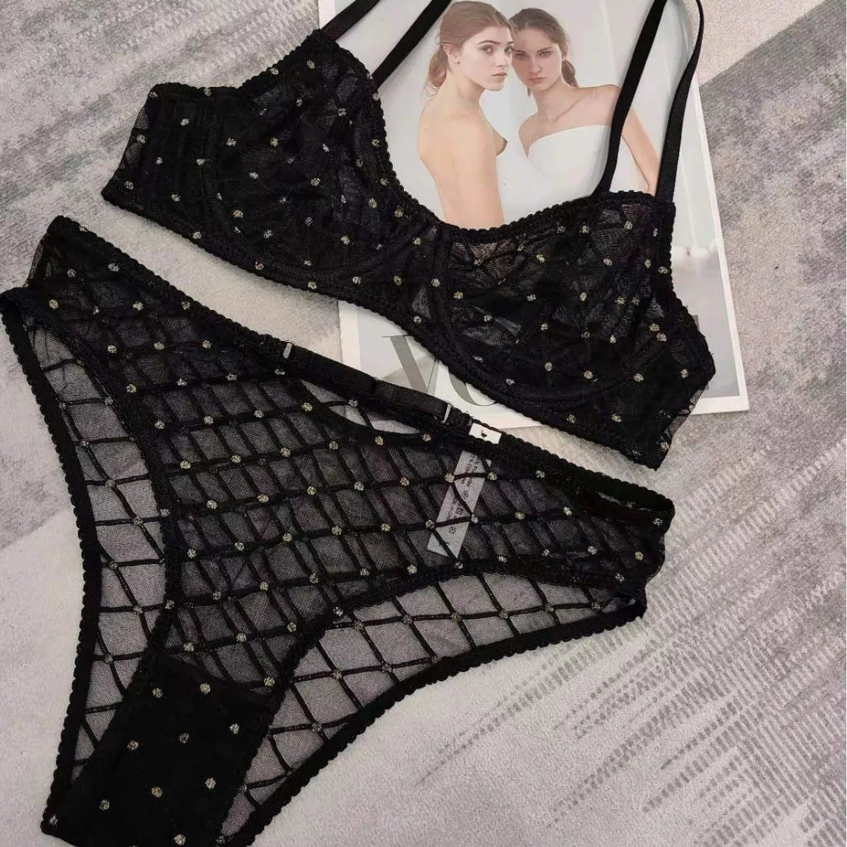 French Ultra Thin Lingerie Set Sexy Lace Polka Point Bra Set Women Hollow Breathable Brassiere Summer Underwear Intimates Suit