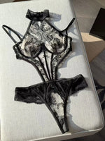 Toucheart Erotic Bodysuit Sexy Embroidered UnderwirePush-up Backless with Detachable Shoulder Straps See-through Halter Neck
