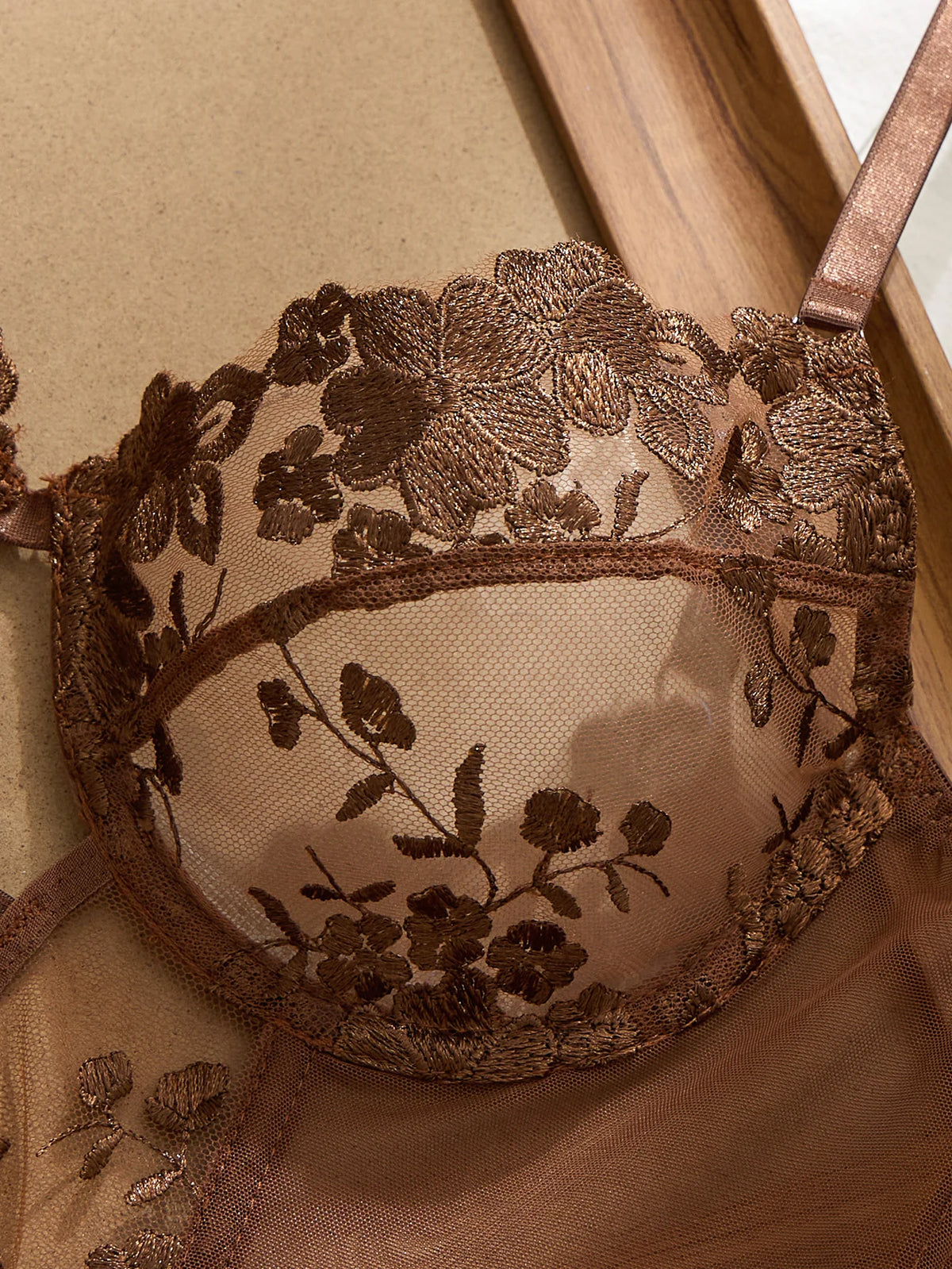 Sexy Large Size Lingerie Women Bra Set Girl Floral Lace Underwear Set Underwire Brassiere Push Up Outfit Delicate Bra Kit