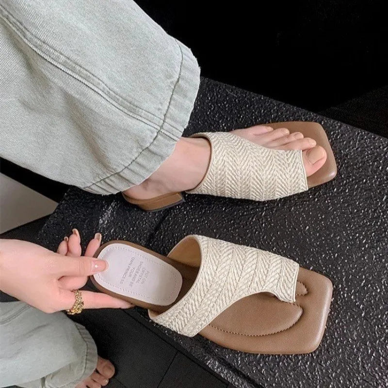 Fashion Summer Vacation Sandals Soft Woven Toe Flip-Flops Concise Square Toe Thick Heel Slippers Breathable Casual Women's Shoes