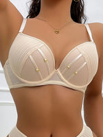 Sexy Anti-Gathering Deep V-Shaped Bra with Soft Underwire for European and American Markets, Designed to Lift and Gather Side Breasts, Enhance Small Busts, and Make the Chest Appear Larger