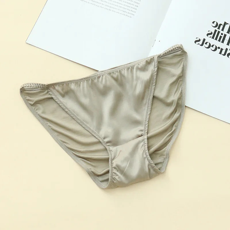 Women Underwear Mulberry Silk Panties Comfortable Breathable Low Waist Underpants Luxury Silk Smooth Briefs Sexy Girl Underwear