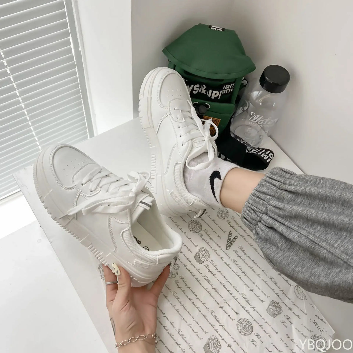 2022 Fashion Spring New Designer Hot Sale White Shoes Female Platform Sneakers Women Tenis Feminino Casual Female Shoes Woman