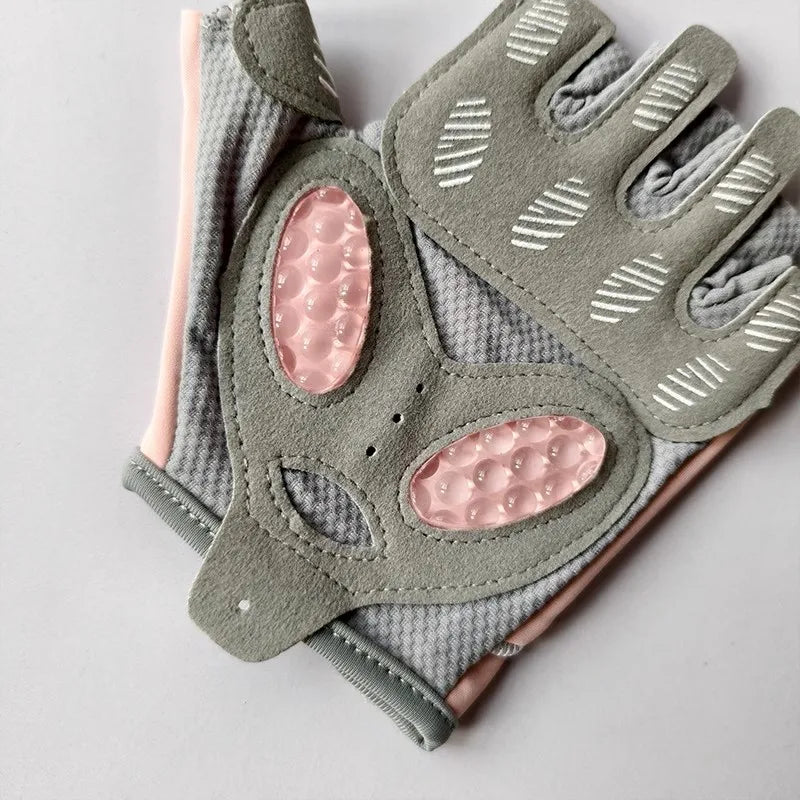 Women's Half Finger Fitness Protective Gloves Anti-Slip Wear-Resistant Sports Gloves for Cocoon Protection