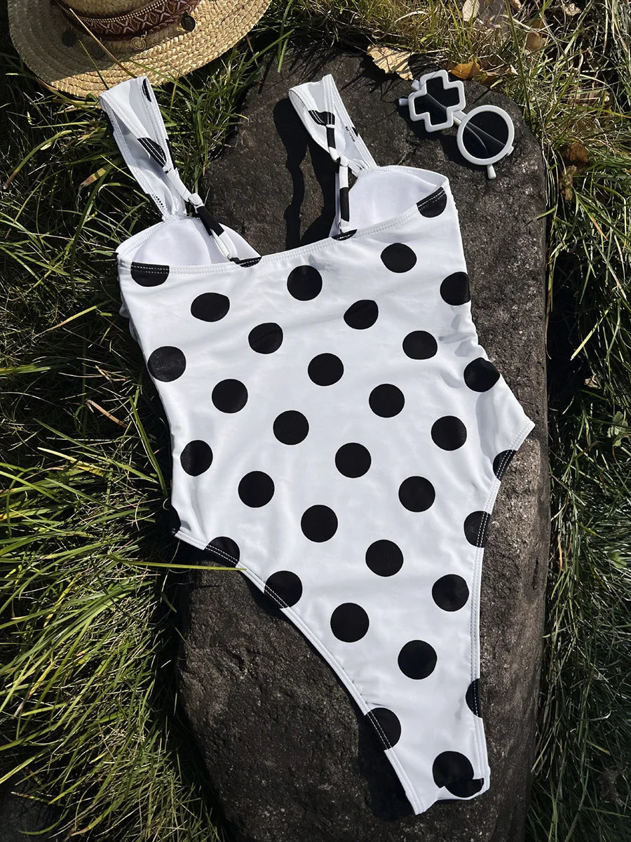 2026 Polka Dot U Neck One Piece Swimsuit Women Swimwear Female Monokini Bather High Leg Cut Bathing Suit Swim Beachwear Bodysuit