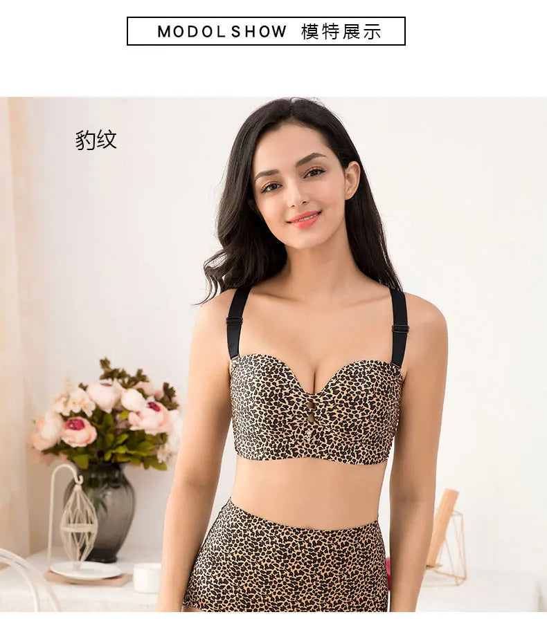 Sexy Women Strapless Bra Invisible Breast Lift Up Leopard Slim Seamless Breathable Wireless Brassiere Wrapped Chest Big Size 52F