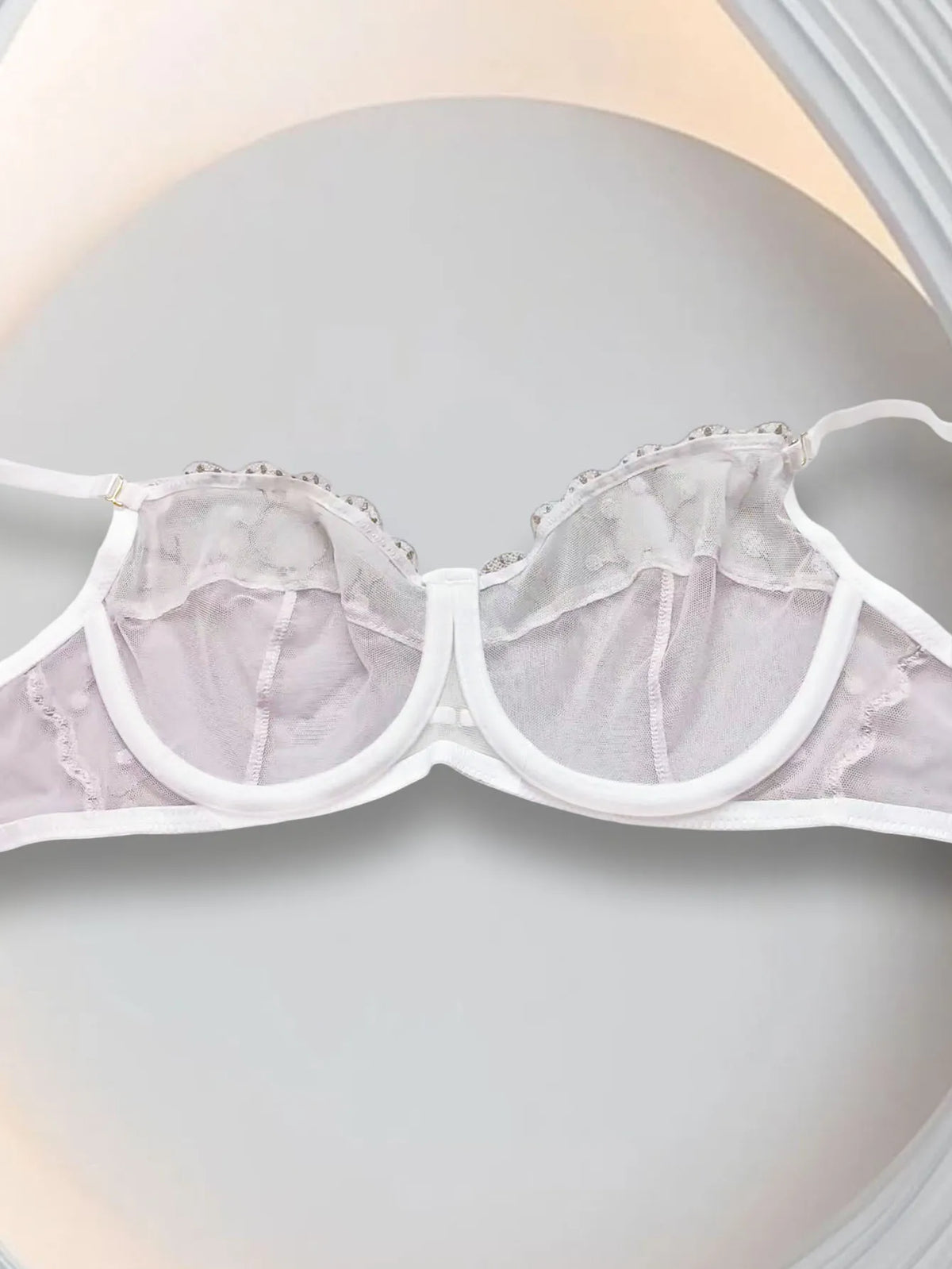sheer and embroidery sexy Minimizer Bras for Women Large Bust Full Coverage Lace Plus Size Bra with no padding underwire