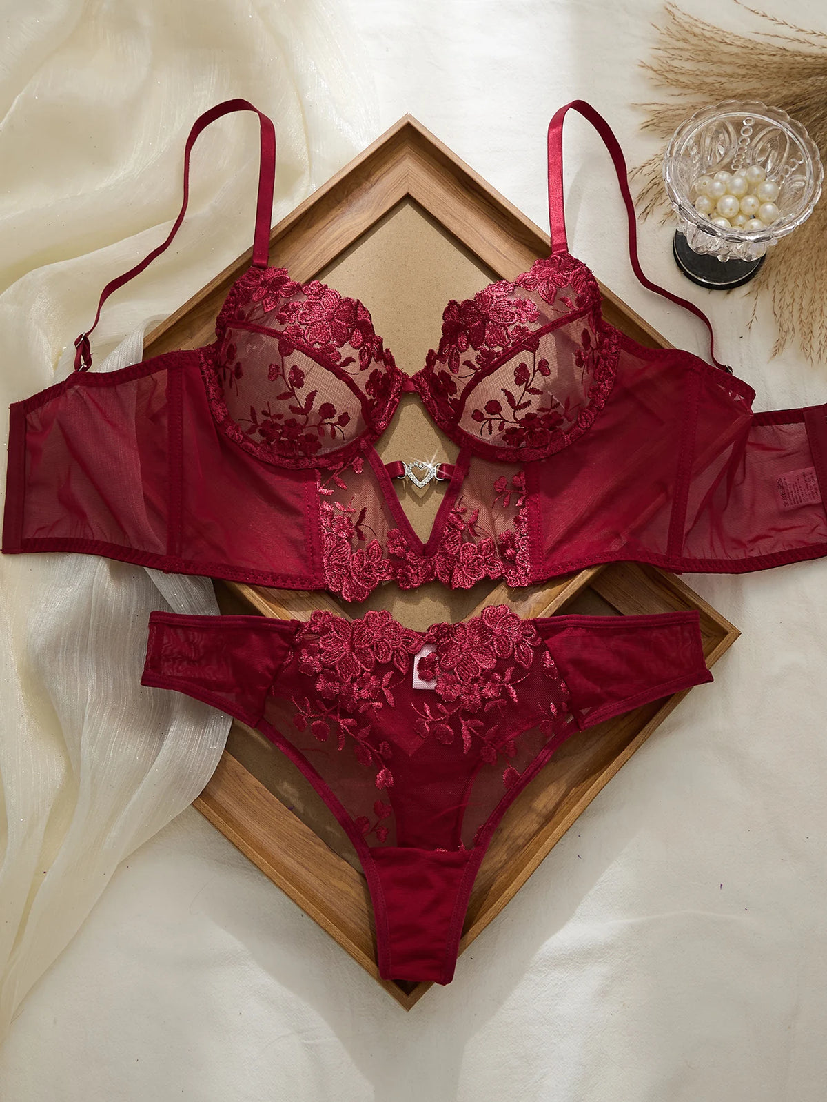 Sexy Large Size Lingerie Women Bra Set Girl Floral Lace Underwear Set Underwire Brassiere Push Up Outfit Delicate Bra Kit