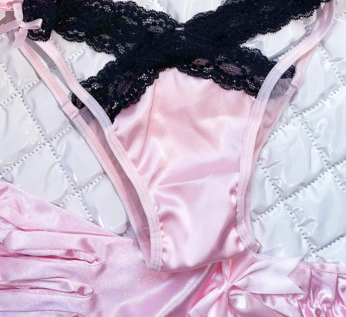 MOYISU New Release Contrast Bra Set | Demure & Sexy French Lace Bralette | Accentuates Small Chest Curves | Breathable Lingerie