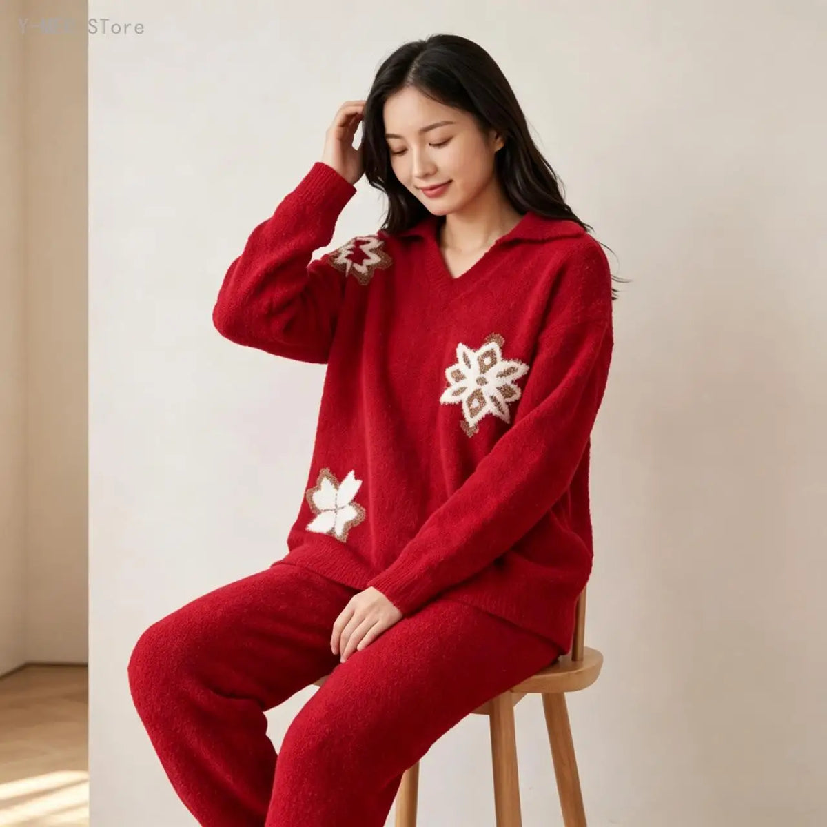 Autumn Winter Homewear Sleepwear Loungewear Women New Year Red Half Velvet Pajama Set V Neck Snow Embroidery Cuffed Pants Ladies