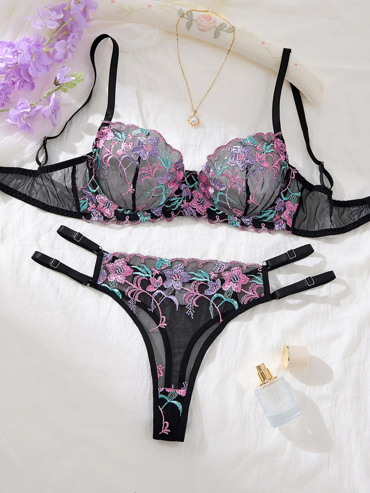 MOYISU Luxury French Pure Desire White Lace Thin Sexy Gauze Underwear Set Embroidery Girl Push-up Bra Big Size Big Breasts Small