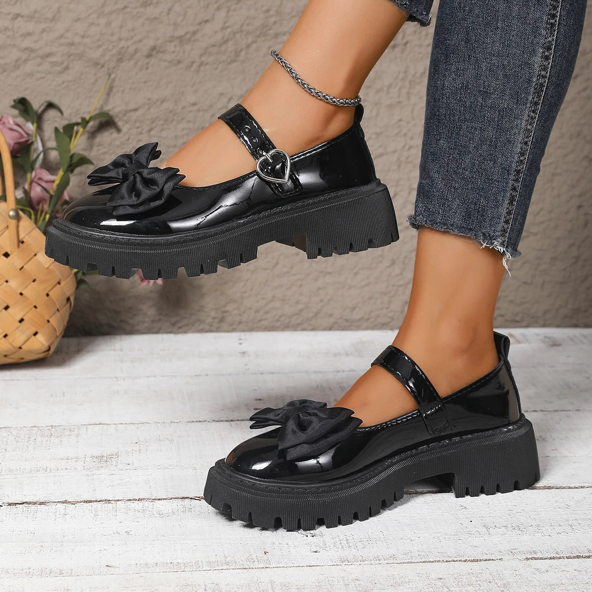 Women Bow Mary Janes Faux Patent Leather Heart‑Buckle Lug‑Sole Round‑Toe Sweet Preppy JK Platform Casual Daily Shoes