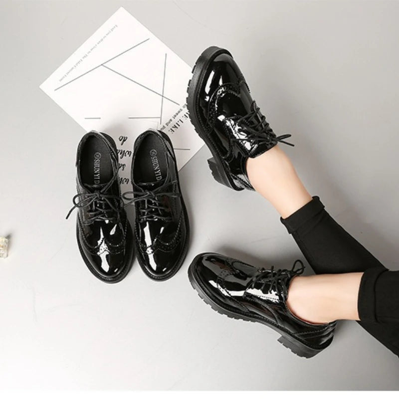 Spring Women Oxford Shoes Comfort Lady Brogue 2026Polish Designer Low-heeled Casual Shoes British Style Women Shoes
