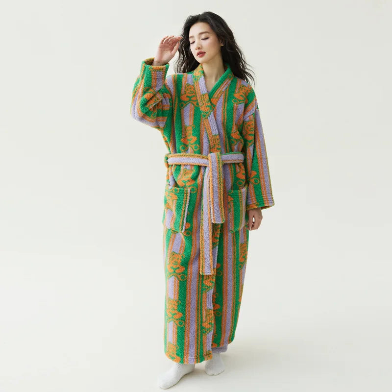 Women New Autumn Winter Thickened Anti-Static Coral Fleece Beauty Velvet Extra Long Bathrobe Sleep Loungewear Robe