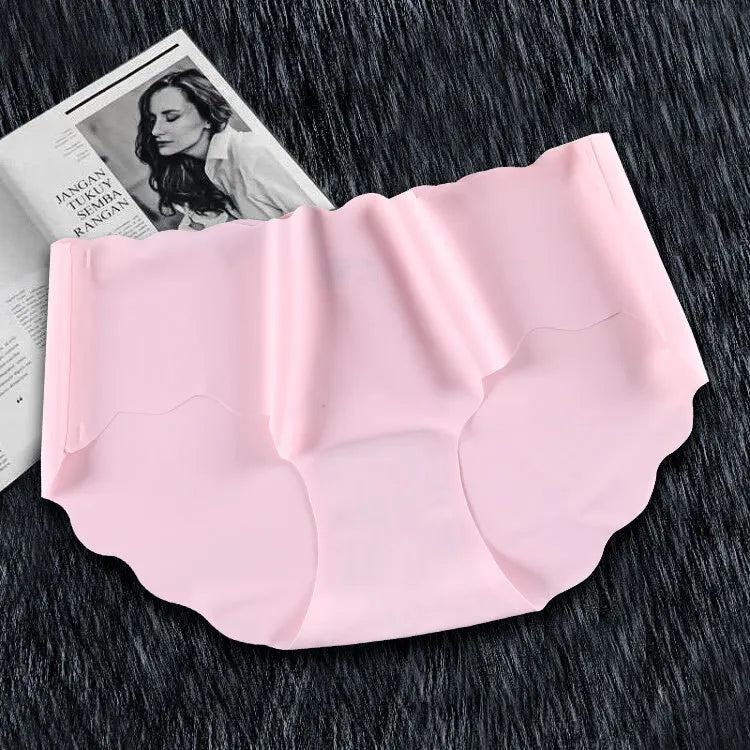 1Pc Ice Silk Panties For Women Low Waist Briefs Panties Seamless Underwear Breathable Stretchy Intimates Sexy Lingerie M-XL