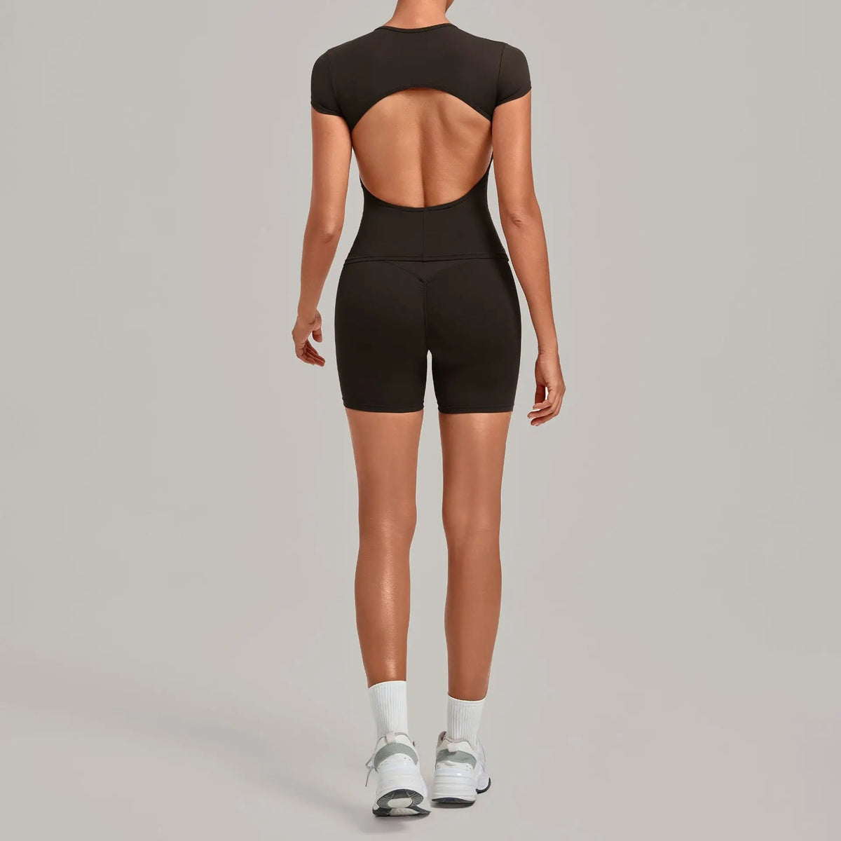 Women's Seamless Yoga Sets Sports Fitness Workout Hip-lifting High Waist Shorts Backless Short-sleeve Vest Suit Gym Training Set