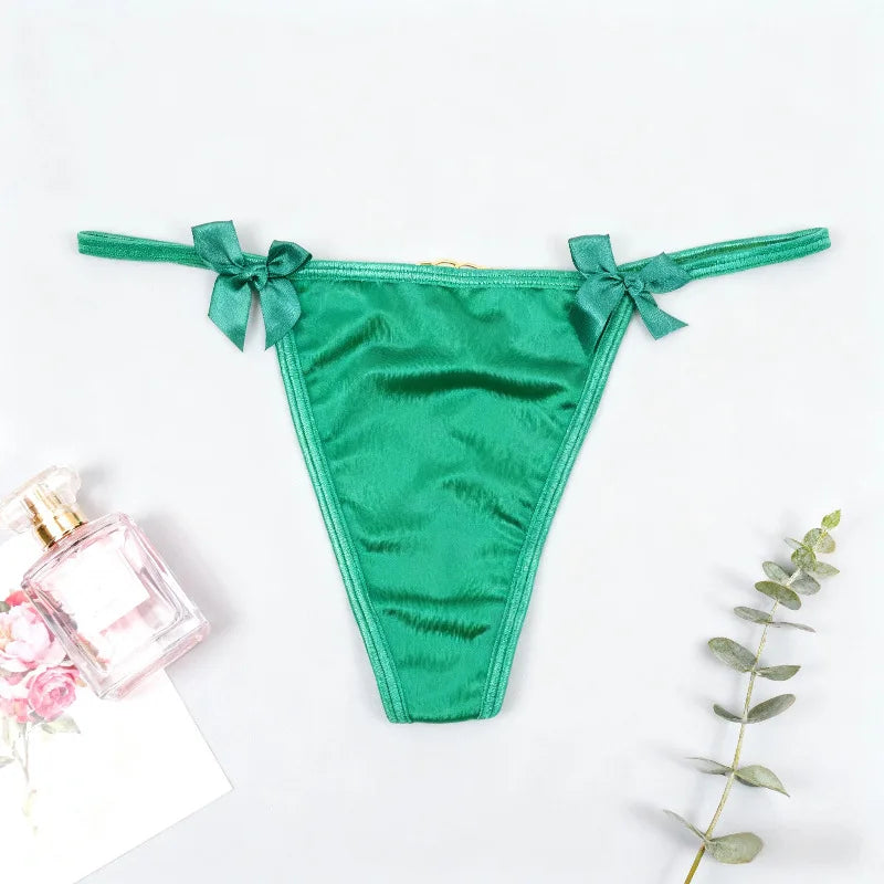 1pcs White Elegant Bow Sexy Women G-string Panties Low Rise Sexy Lingerie Metal Chain Lady Thongs Breathable Female Underwear