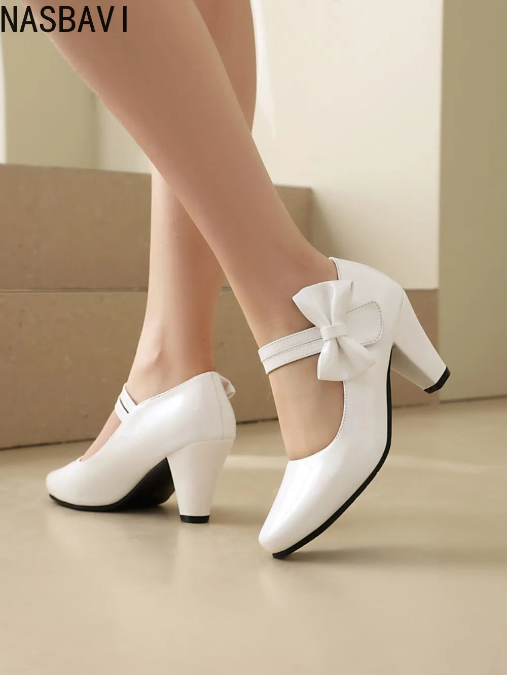 Spring Hot Sale Patent Leather Chunky Heel High Shoes Women's Platform Wedding Party Single Dress Shoes Large Size 33-45 Pumps