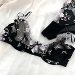Pure Wind Ultra-thin Lace Underwear Women's Big Chest Small with Underwire Sexy Retraction Breast Support Breathable Bra Set ABC